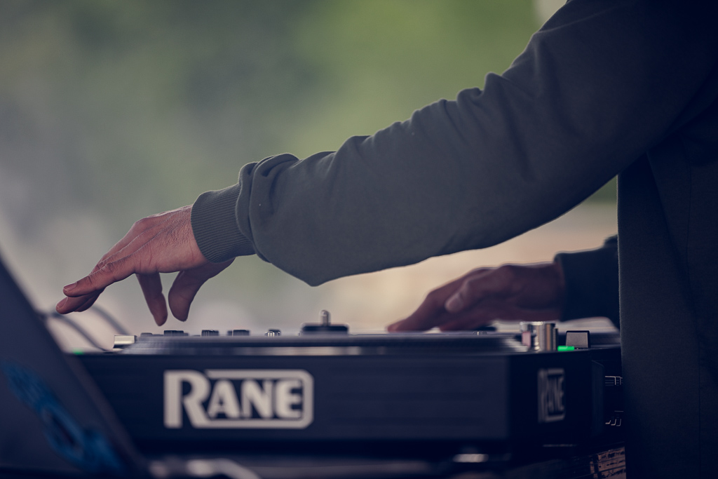 <a href='/artists/dj-skred/'>DJ Skred</a>