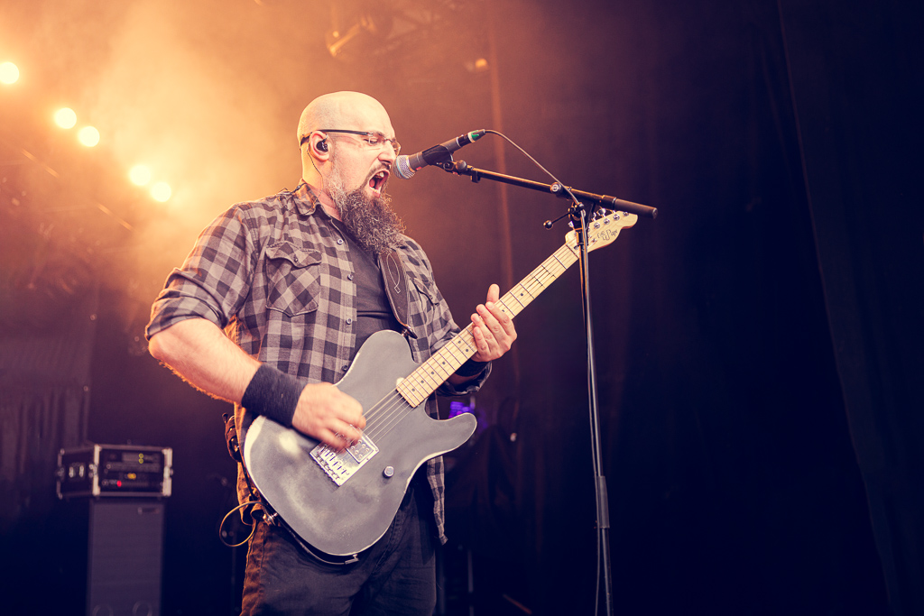 <a href='/artists/smokeheads/'>Smokeheads</a>