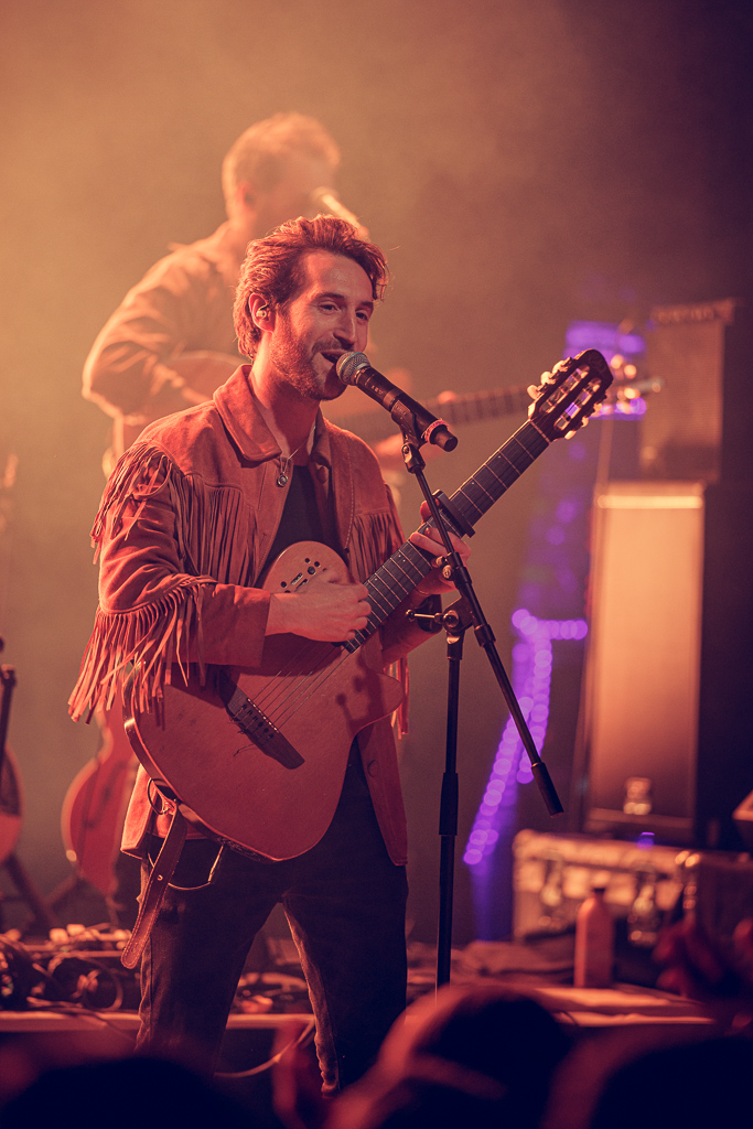 <a href='/artists/broken-back/'>Broken Back</a>