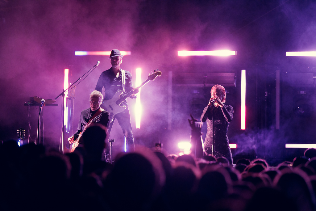 <a href='/artists/superbus/'>Superbus</a>