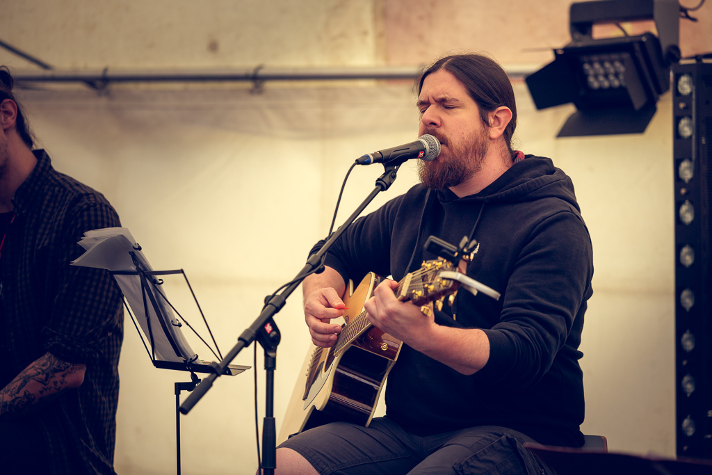 <a href='/artists/skellige/'>Skellige</a>