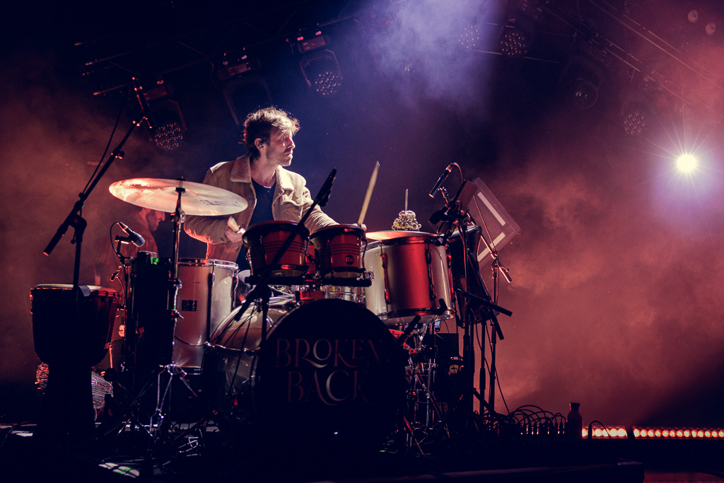 <a href='/artists/broken-back/'>Broken Back</a>