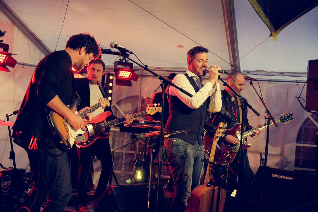 <a href='/artists/my-beautiful-disorders/'>My Beautiful Disorders</a>