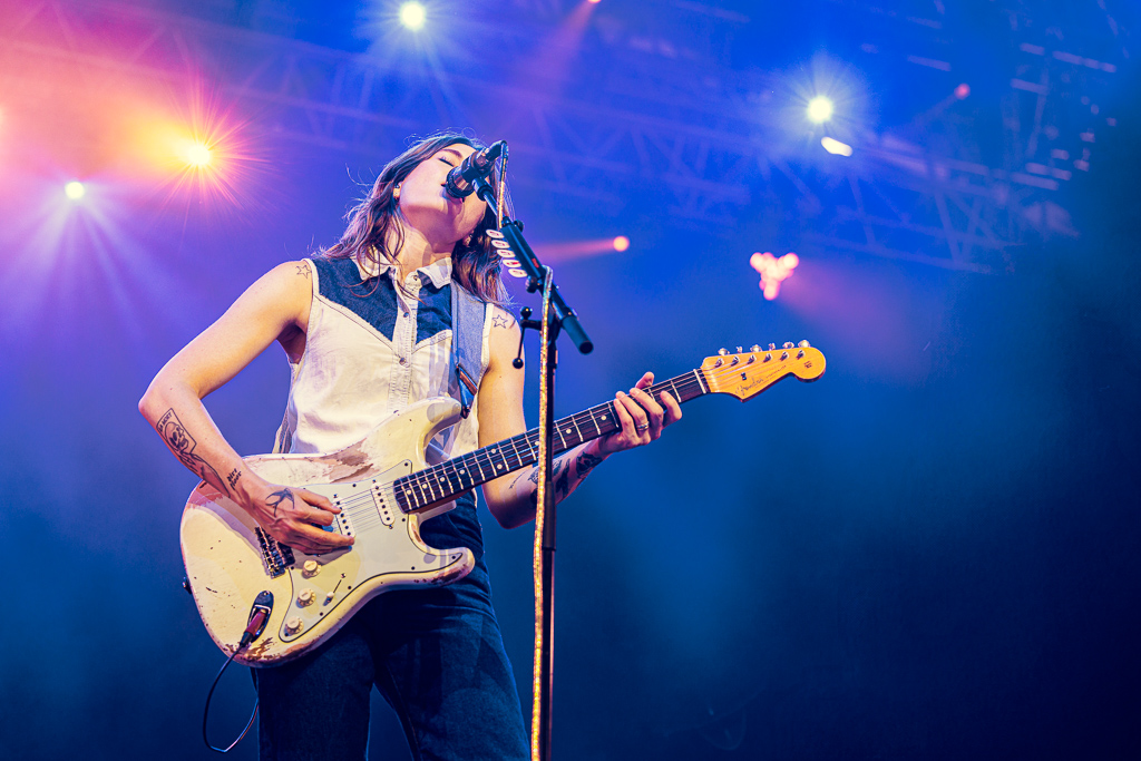 <a href='/artists/larkin-poe/'>Larkin Poe</a>
