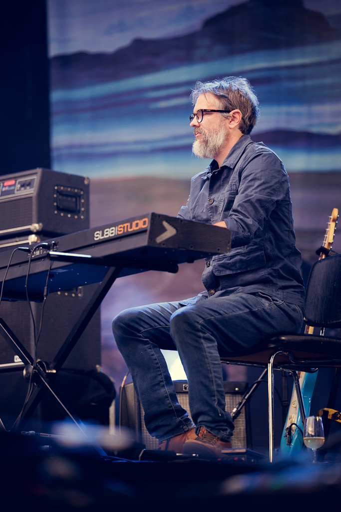 <a href='/artists/h-burns/'>H-Burns</a>