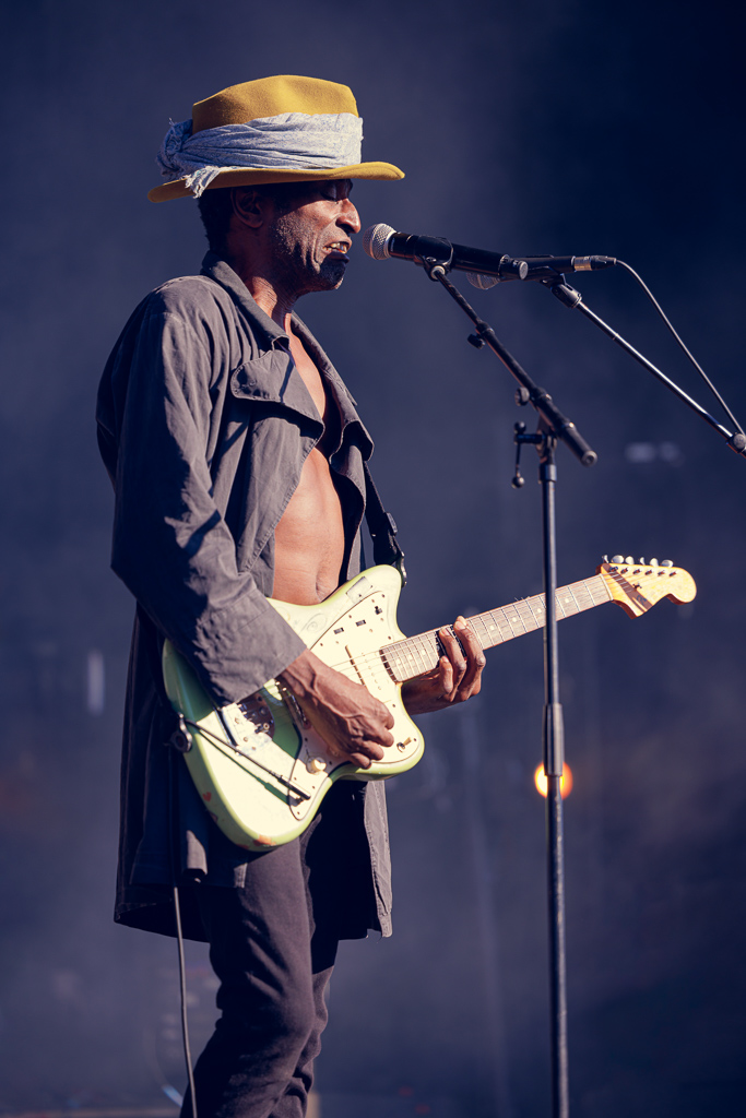 <a href='/artists/keziah-jones/'>Keziah Jones</a>