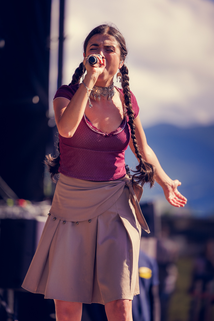 <a href='/artists/ladaniva/'>Ladaniva</a>