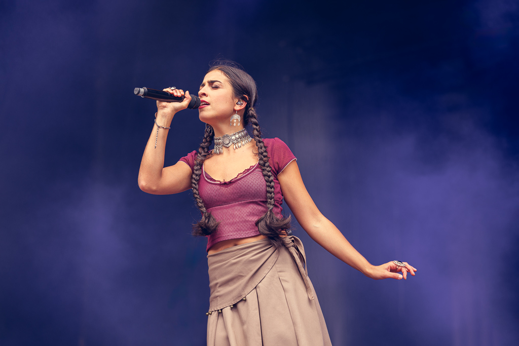 <a href='/artists/ladaniva/'>Ladaniva</a>