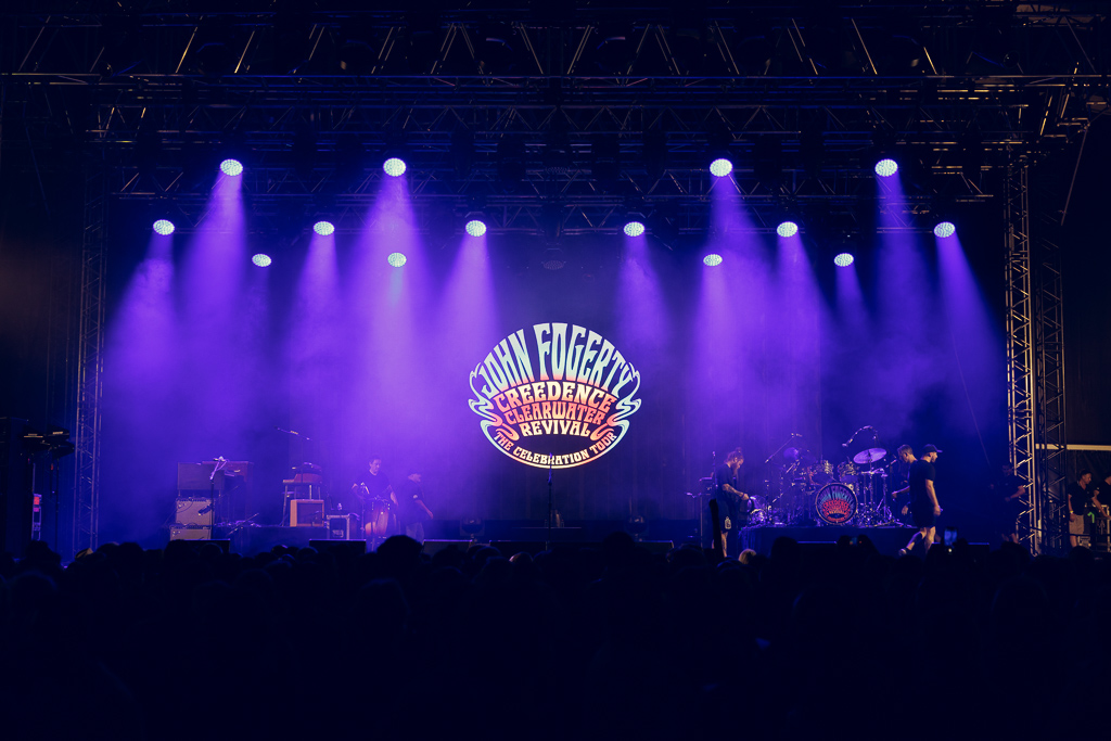 <a href='/artists/john-fogerty/'>John Fogerty</a>