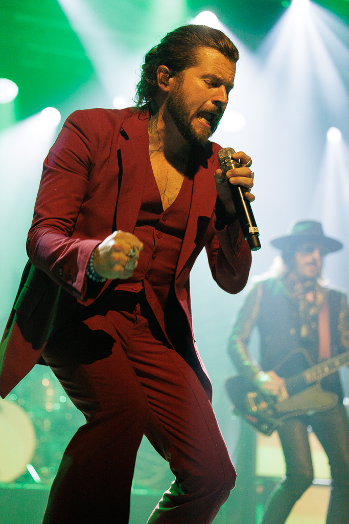 <a href='/artists/rival-sons/'>Rival Sons</a>