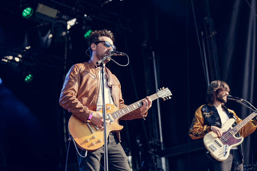 <a href='/artists/seven-ages/'>Seven Ages</a>