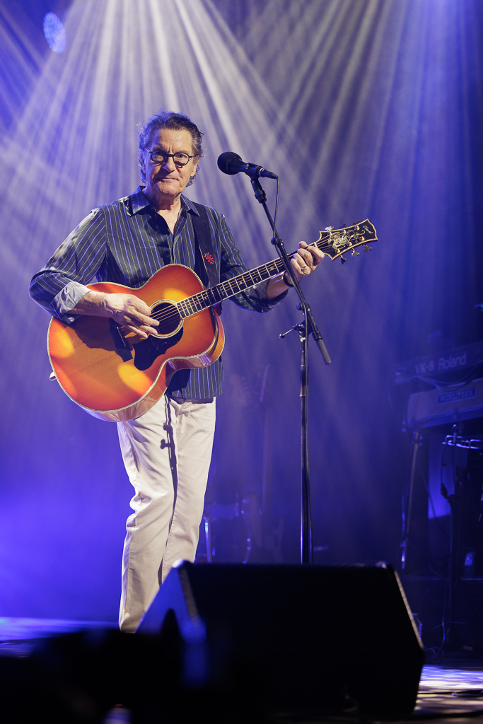 <a href='/artists/francis-cabrel/'>Francis Cabrel</a>