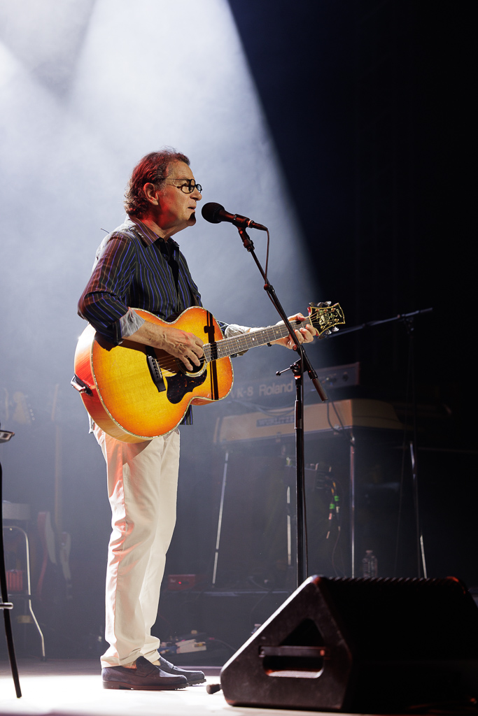 <a href='/artists/francis-cabrel/'>Francis Cabrel</a>