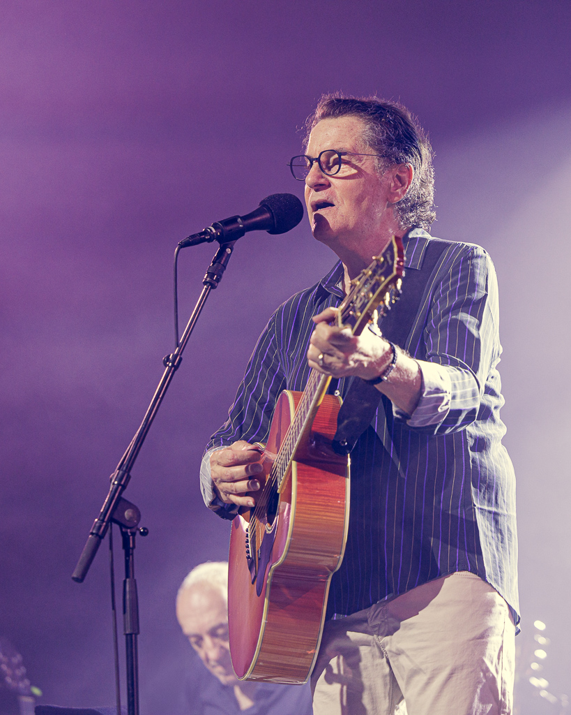 <a href='/artists/francis-cabrel/'>Francis Cabrel</a>