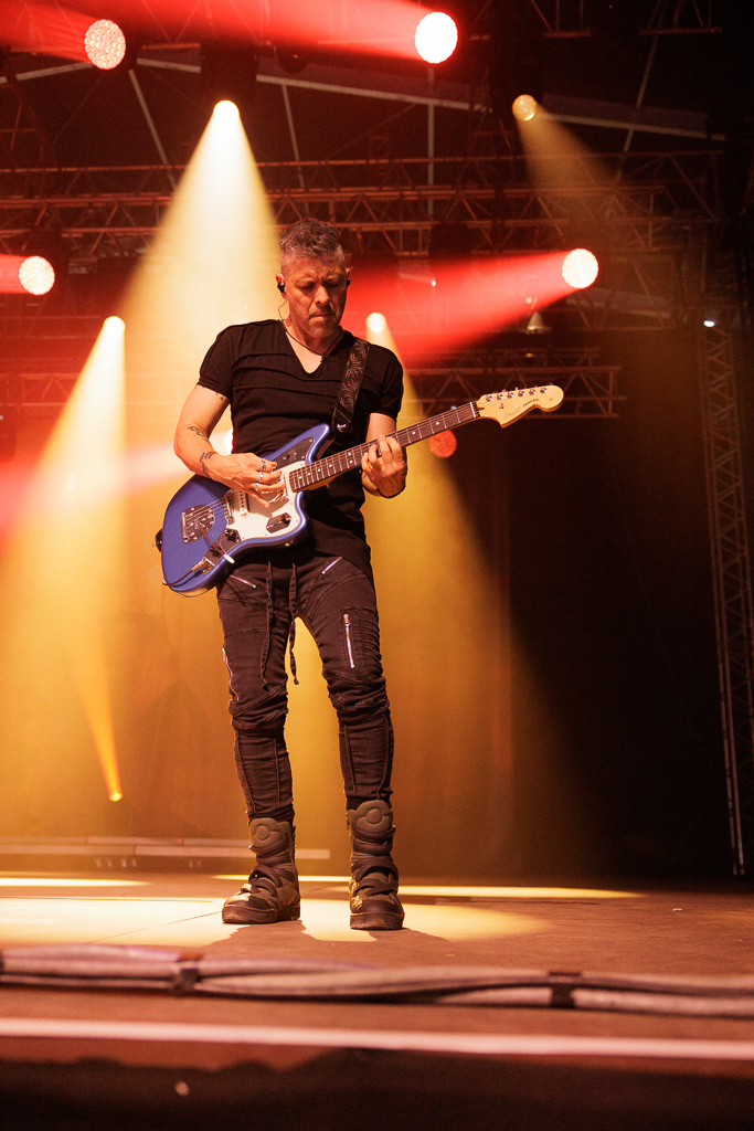 <a href='/artists/rodrigo-y-gabriela/'>Rodrigo y Gabriela</a>