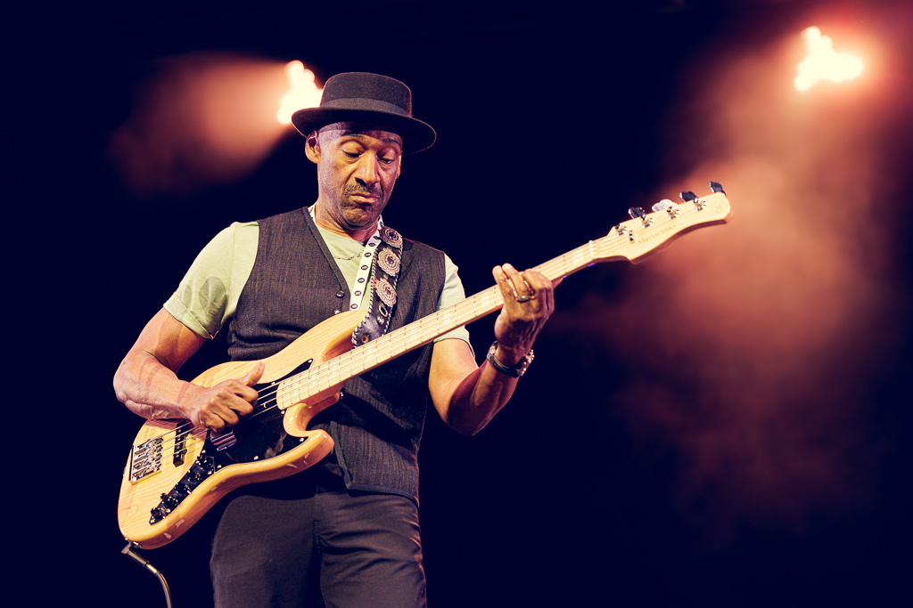 <a href='/artists/marcus-miller/'>Marcus Miller</a>