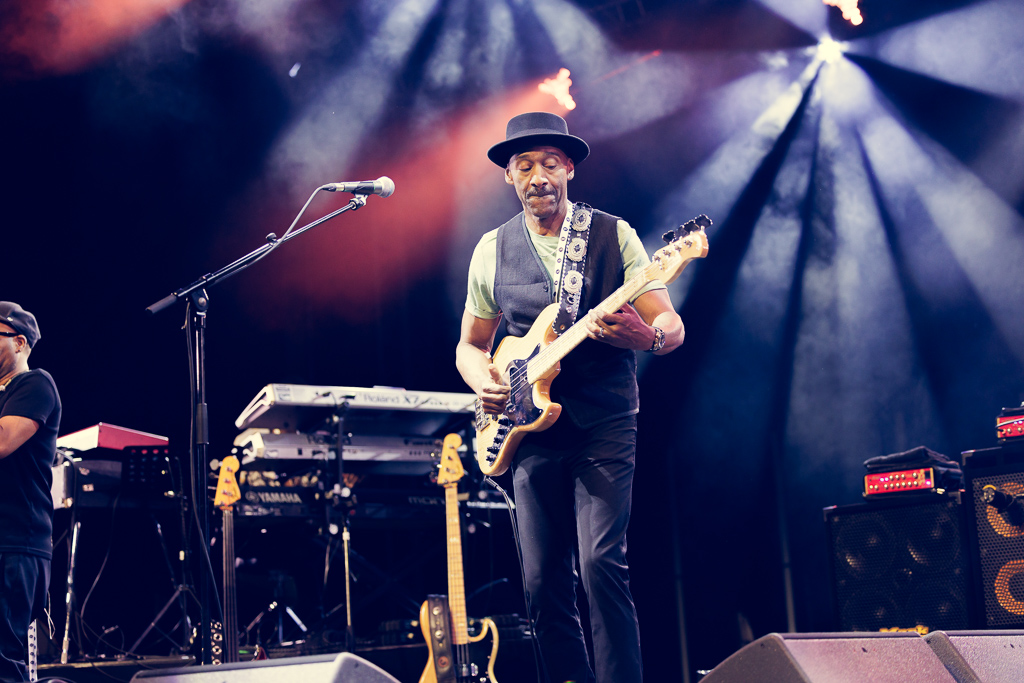 <a href='/artists/marcus-miller/'>Marcus Miller</a>