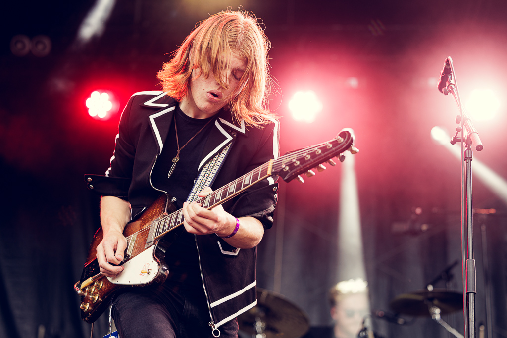 <a href='/artists/toby-lee/'>Toby Lee</a>