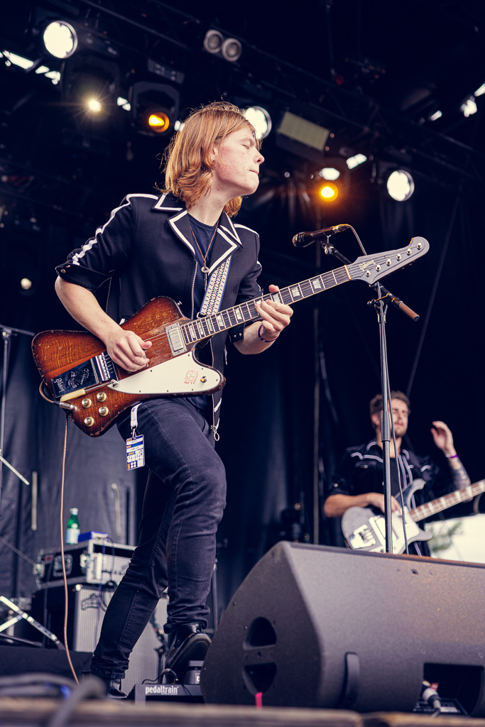 <a href='/artists/toby-lee/'>Toby Lee</a>