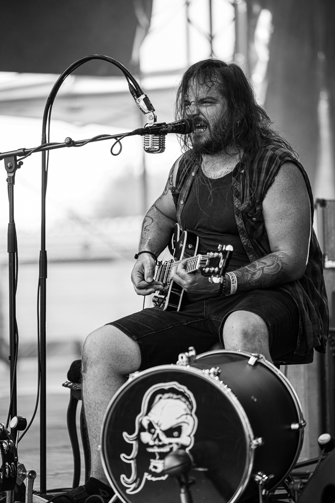 <a href='/artists/fat-jeff/'>Fat Jeff</a>