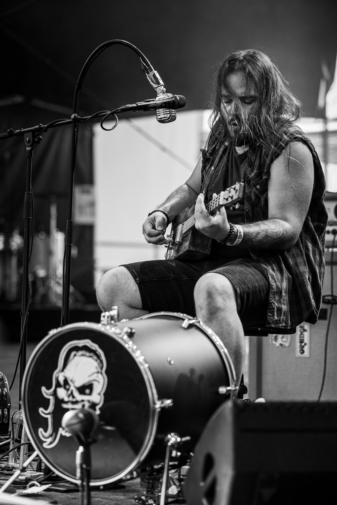 <a href='/artists/fat-jeff/'>Fat Jeff</a>