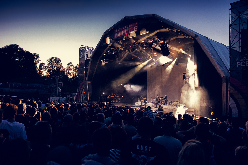 <a href='/artists/matmatah/'>Matmatah</a>