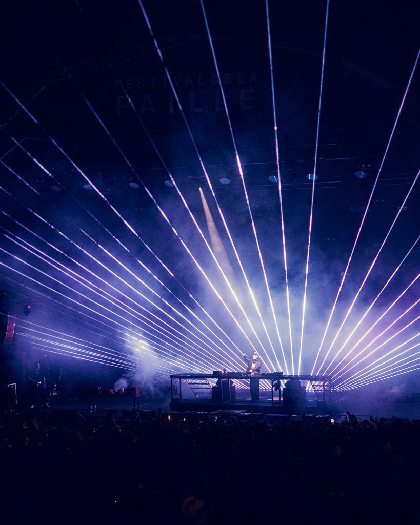 <a href='/artists/vladimir-cauchemar/'>Vladimir Cauchemar</a>