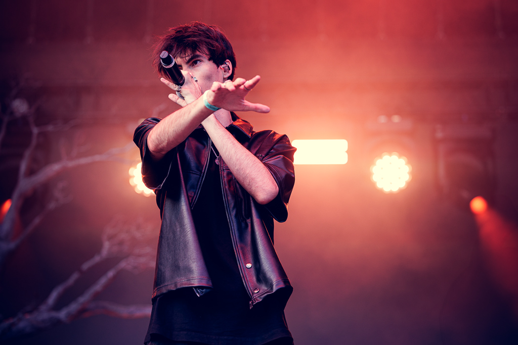 <a href='/artists/yuston-xiii/'>Yuston X<a href='/albums/last-train/iii/'>III</a></a>