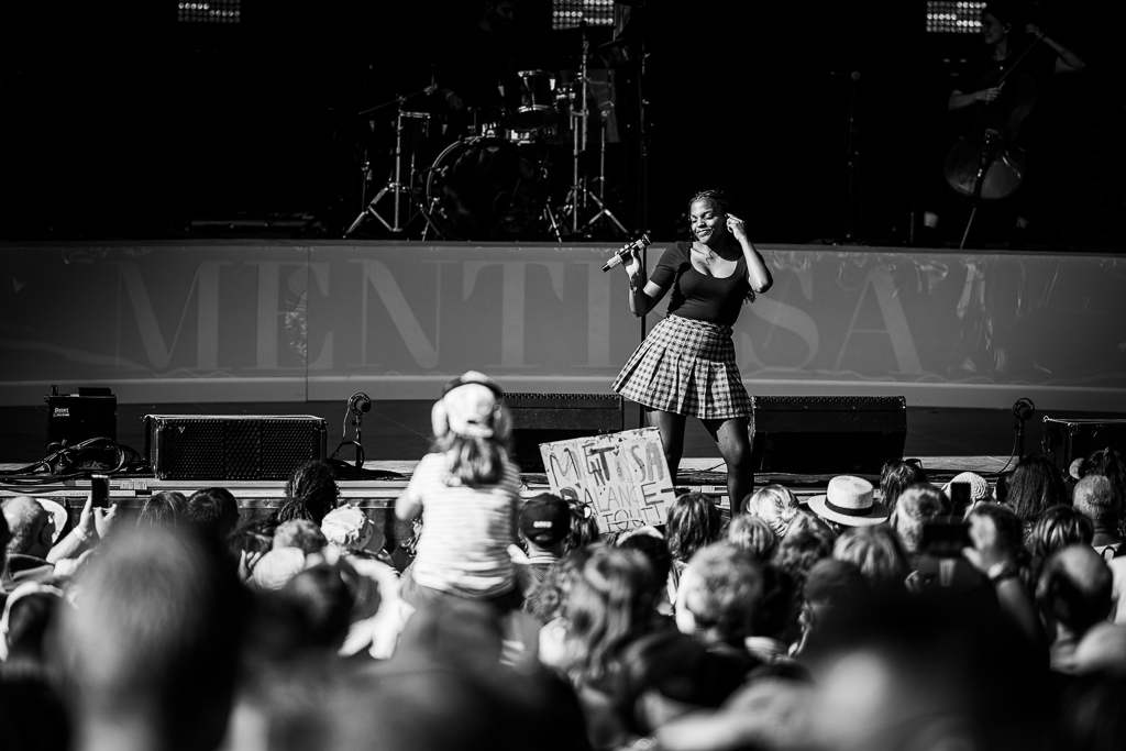 <a href='/artists/mentissa/'>Mentissa</a>