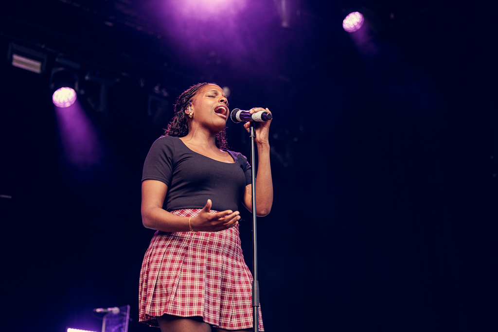 <a href='/artists/mentissa/'>Mentissa</a>