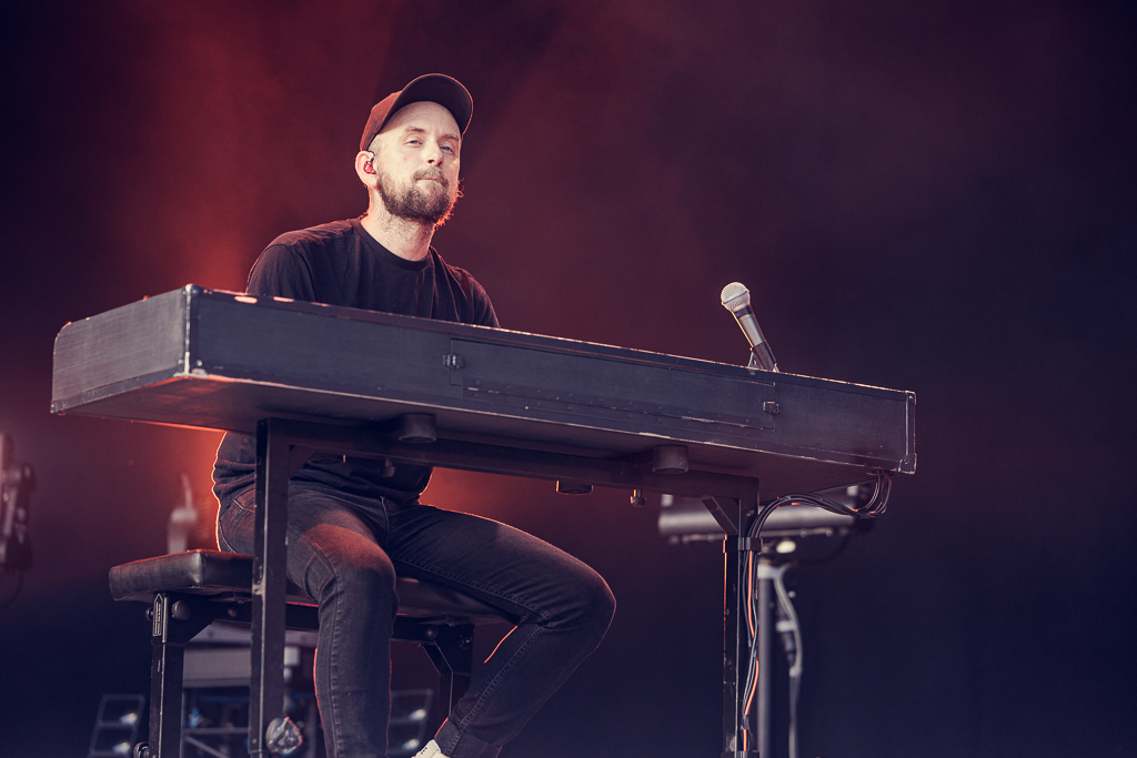 <a href='/artists/mentissa/'>Mentissa</a>