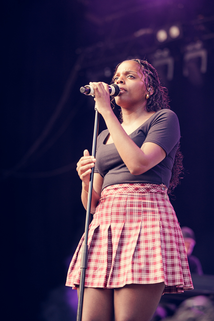 <a href='/artists/mentissa/'>Mentissa</a>