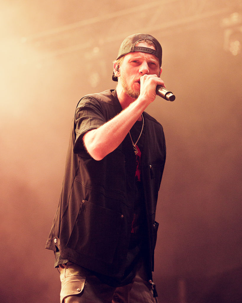 <a href='/artists/naaman/'>Naaman</a>