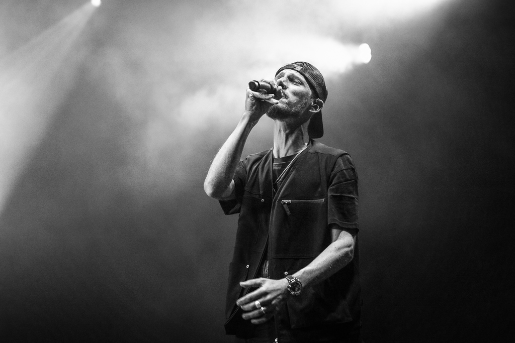 <a href='/artists/naaman/'>Naaman</a>