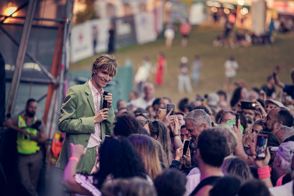 <a href='/artists/pierre-de-maere/'>Pierre de Maere</a>