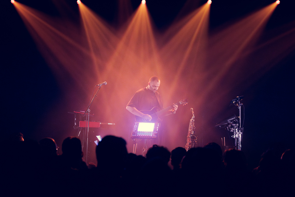 <a href='/artists/ash/'>ASH</a>