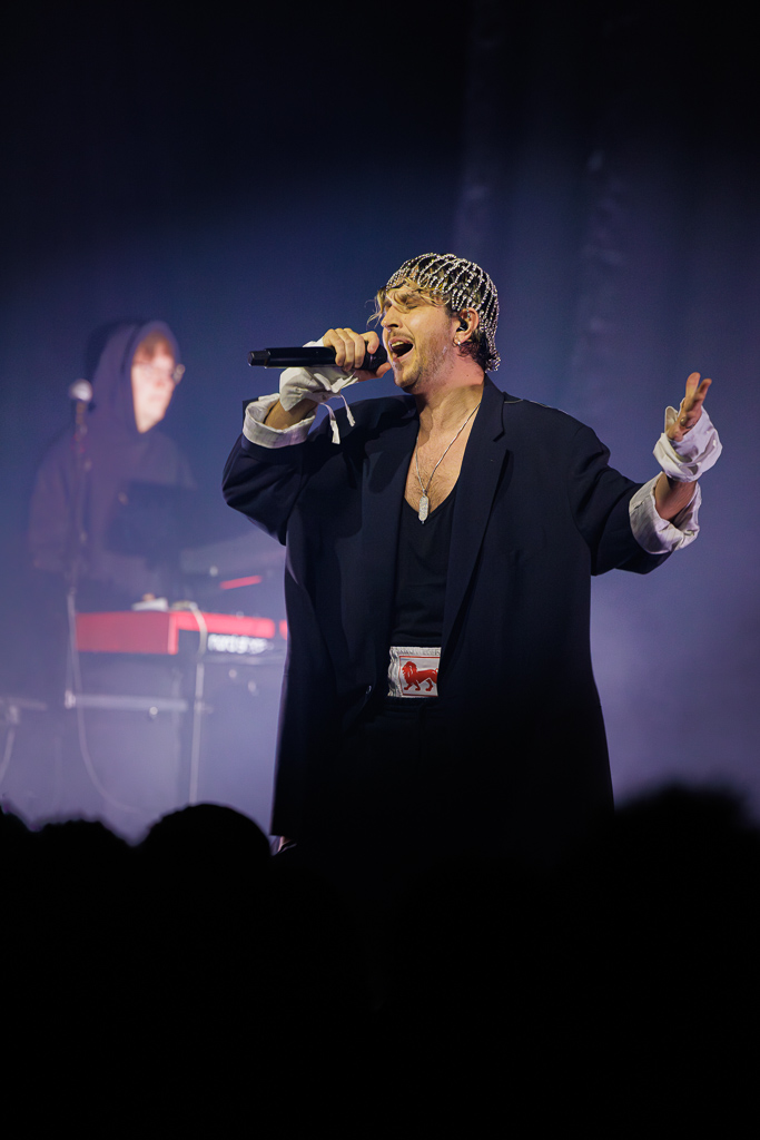 <a href='/artists/oscar-and-the-wolf/'>Oscar and the Wolf</a>