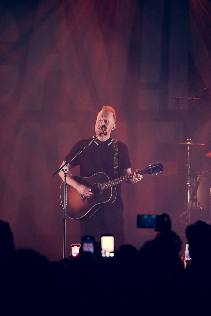 <a href='/artists/gavin-james/'>Gavin James</a>