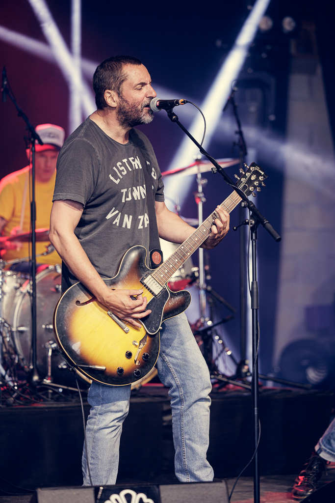 <a href='/artists/hey-satan/'>Hey Satan</a>