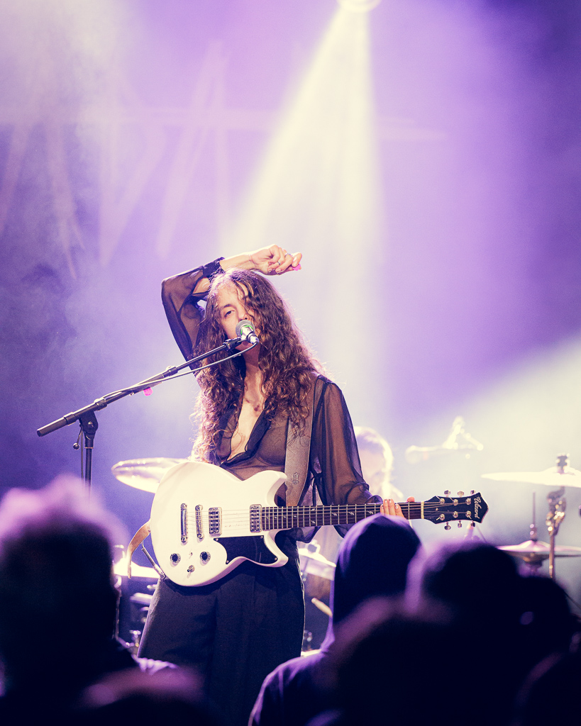 <a href='/artists/madam/'>MADAM</a>