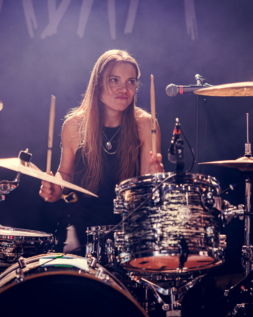 <a href='/artists/madam/'>MADAM</a>