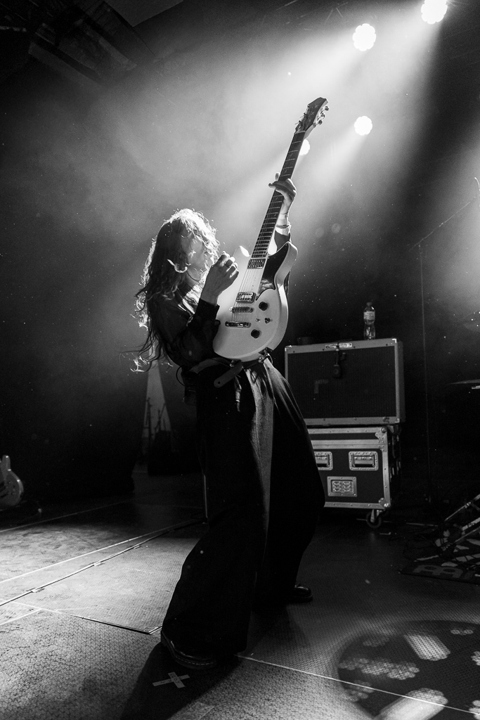 <a href='/artists/madam/'>MADAM</a>