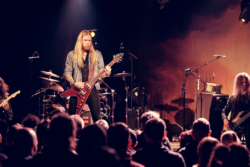 <a href='/artists/soen/'>SOEN</a>