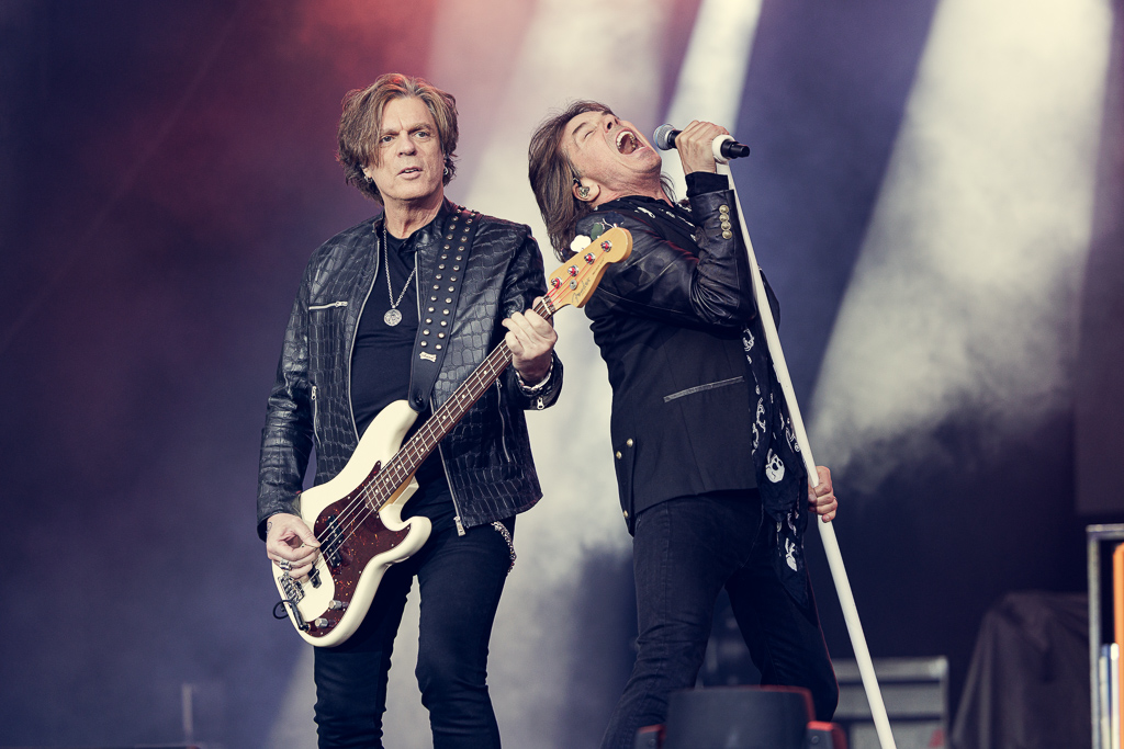 <a href='/artists/europe/'>Europe</a>