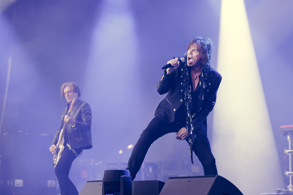 <a href='/artists/europe/'>Europe</a>