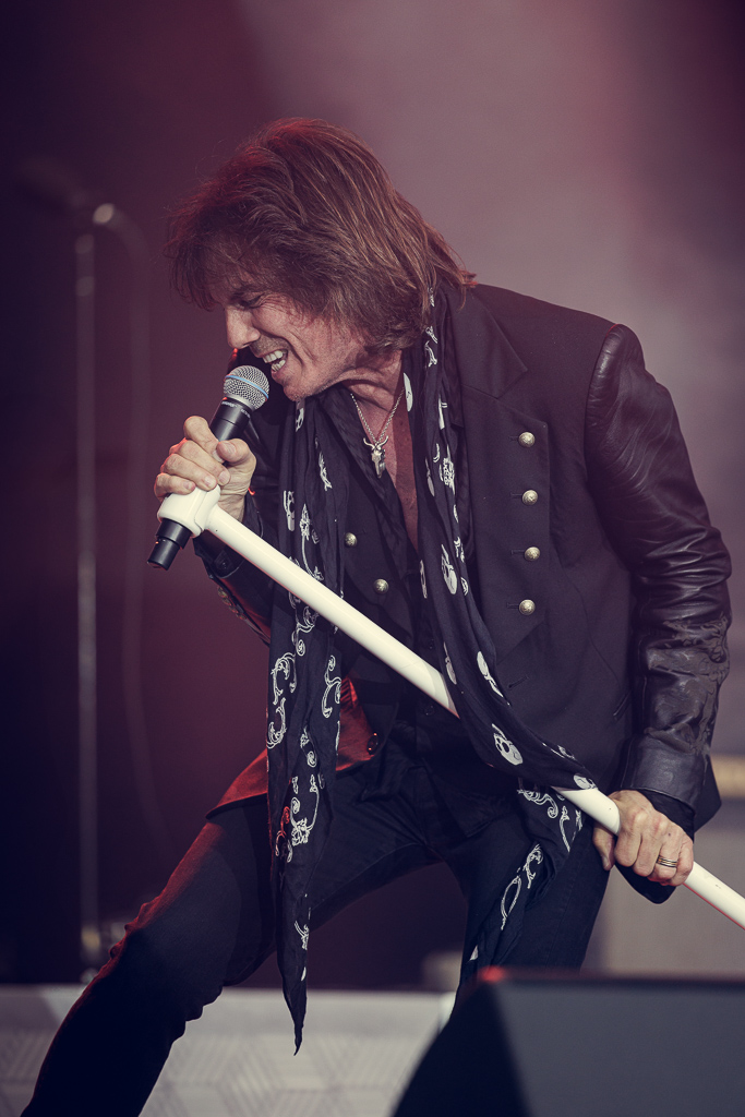 <a href='/artists/europe/'>Europe</a>