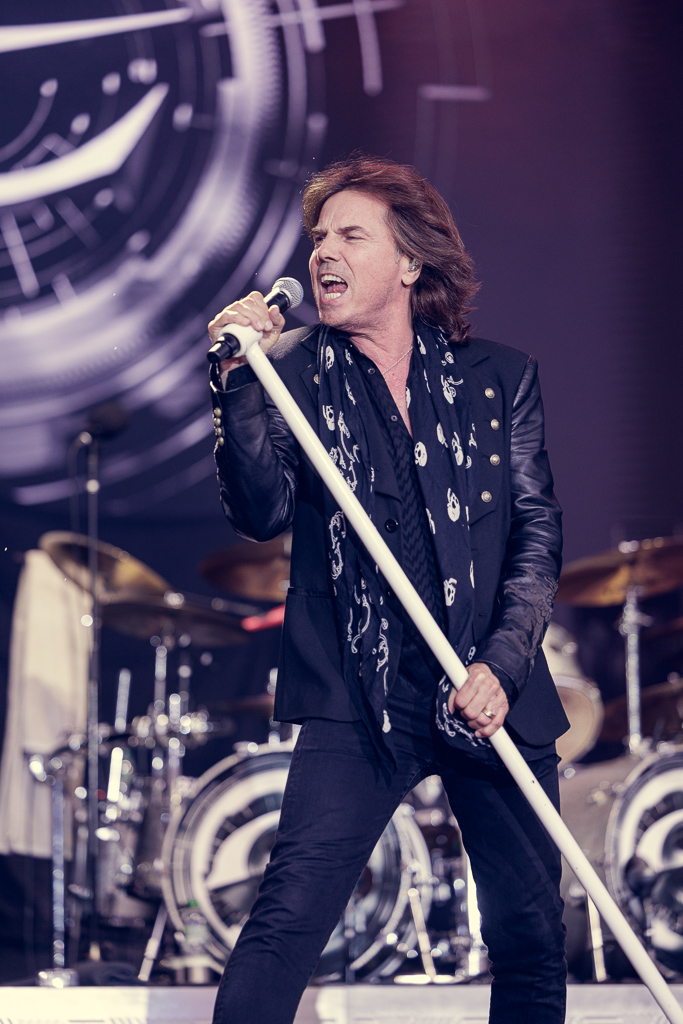 <a href='/artists/europe/'>Europe</a>