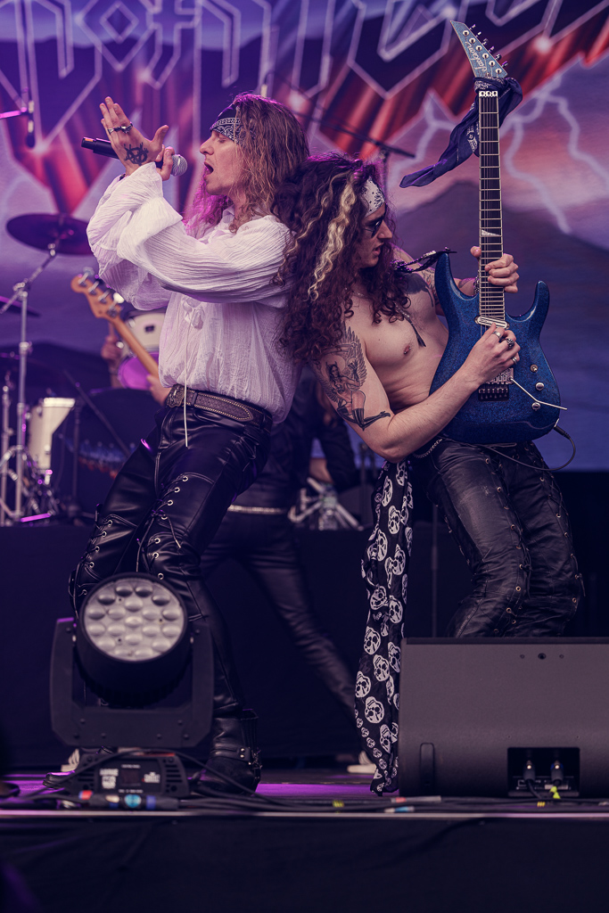 <a href='/artists/wings-of-steel/'>Wings of Steel</a>