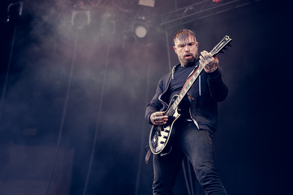 <a href='/artists/mass-hysteria/'>Mass Hysteria</a>