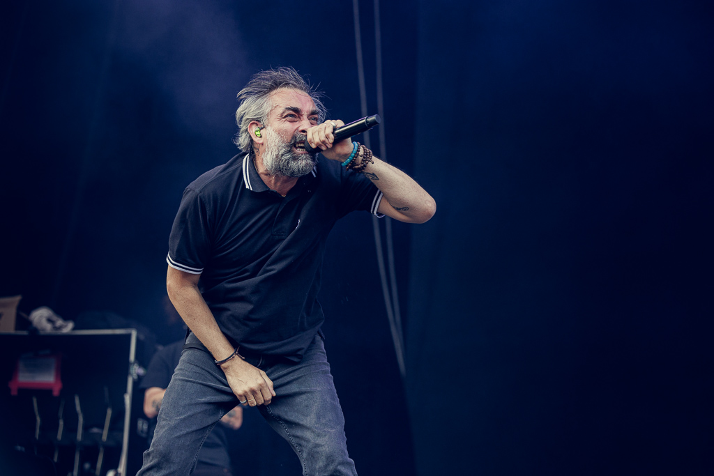 <a href='/artists/mass-hysteria/'>Mass Hysteria</a>